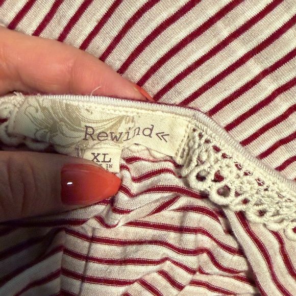 Striped V-Neck Ruched Top - Picture 2 of 6